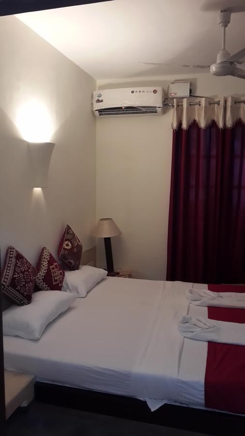 Hotel Republica Panadzsi Kültér fotó