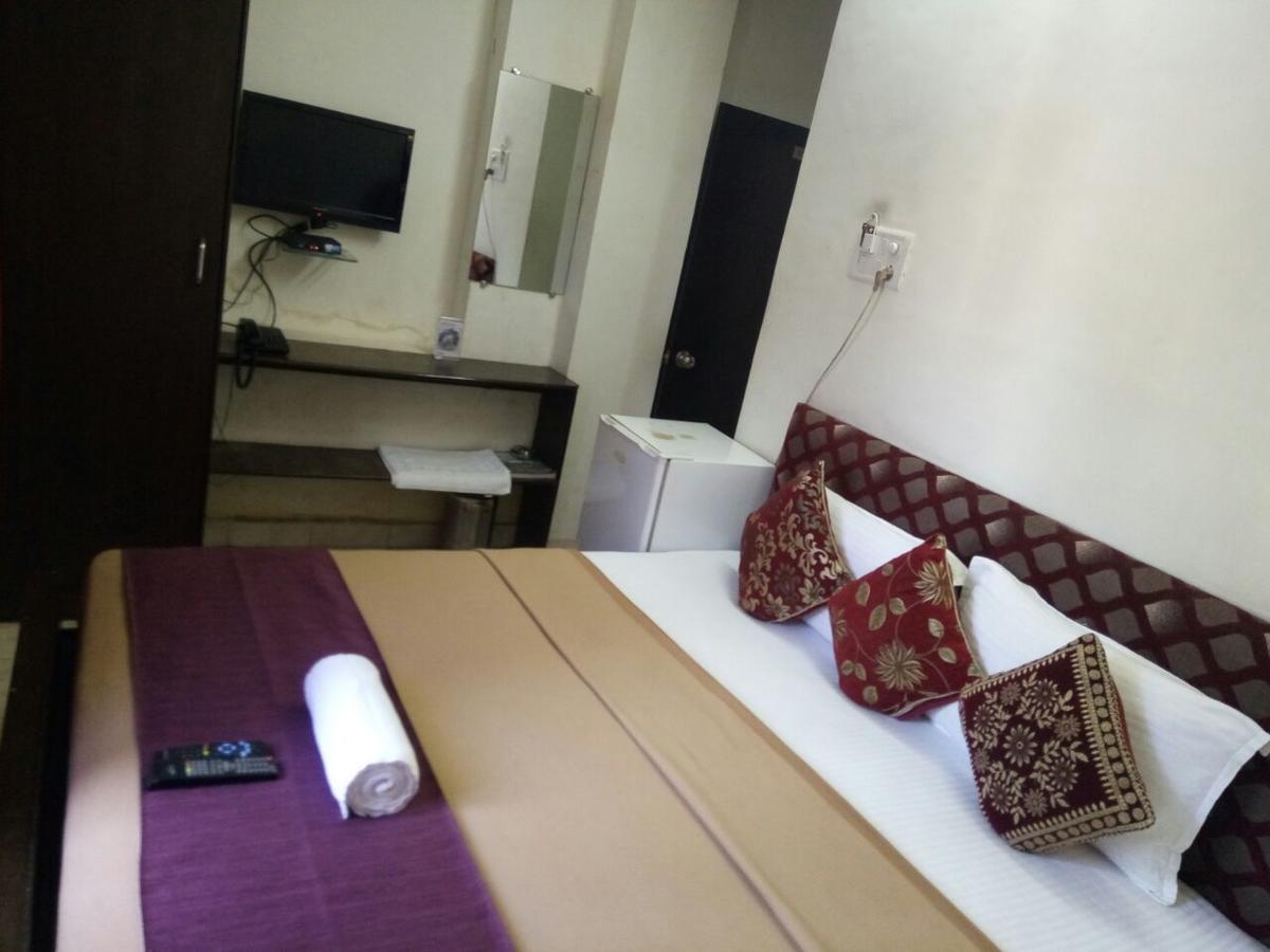 Hotel Republica Panadzsi Kültér fotó